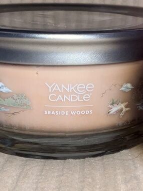 Yankee Candle Large Seaside Woods 12 oz  in Decorative Jar